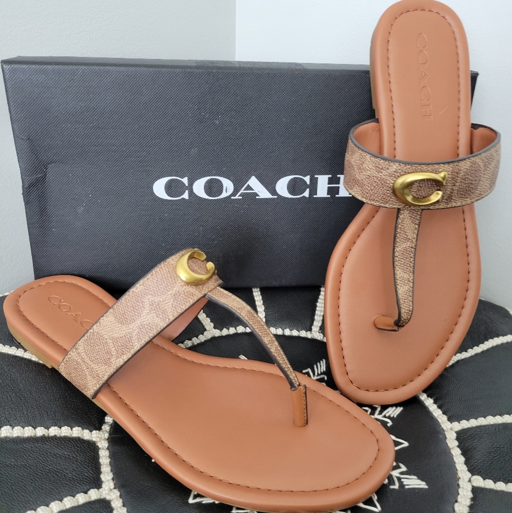 New Coach Jessi Signature Flat Sandals Size 8.5